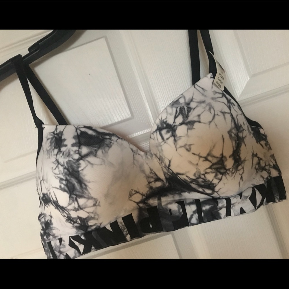 Victoria Secret Pink bralette 🖤